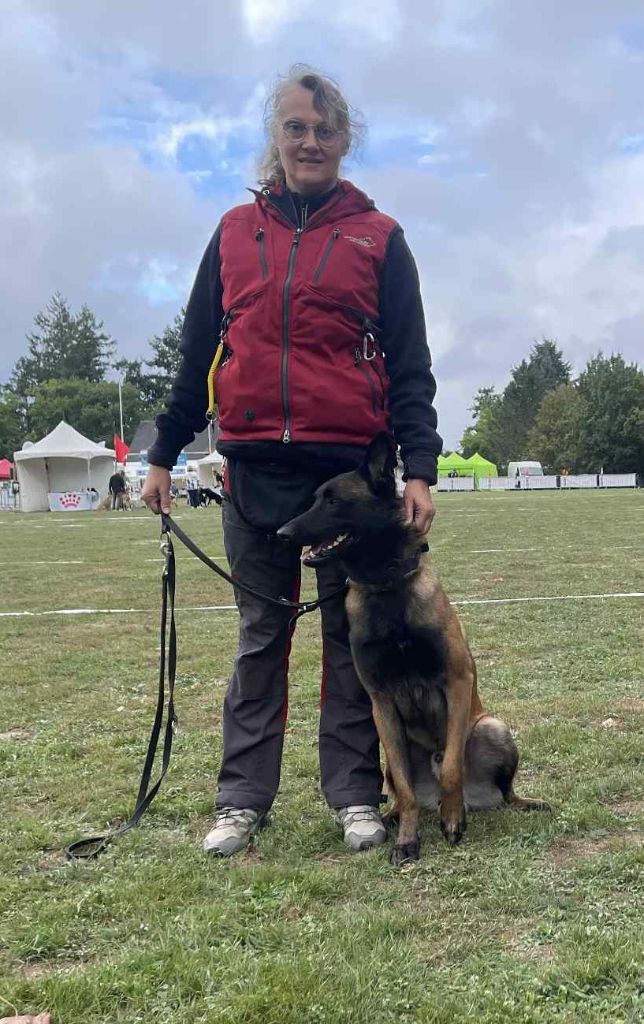 Voyou du dragon rouge de jupiter